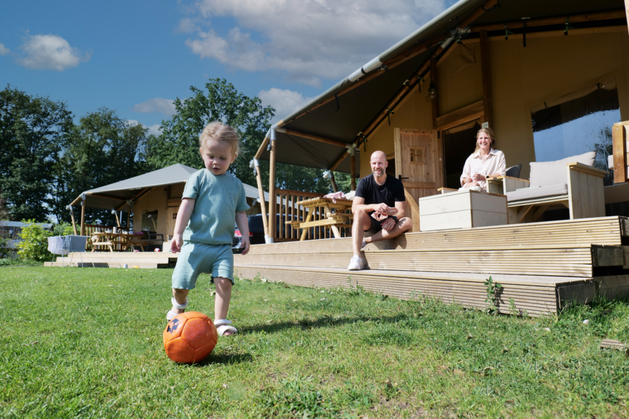 Kampeerlodge - voetballen